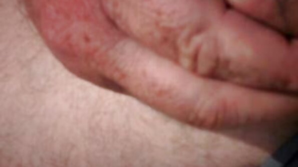Odeur sous la jupe xxx de beau cul